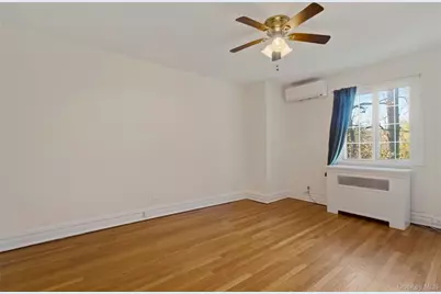 8 Parkway Drive, Pelham, NY 10803 - Photo 15