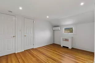 8 Parkway Dr, Pelham, NY 10803 - Photo 19