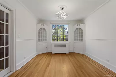 8 Parkway Drive, Pelham, NY 10803 - Photo 7