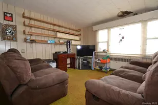 463 S Bayview Ave, Freeport, NY 11520 - Photo 3