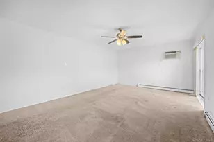 252 Village Dr, Hauppauge, NY 11788 - Photo 35