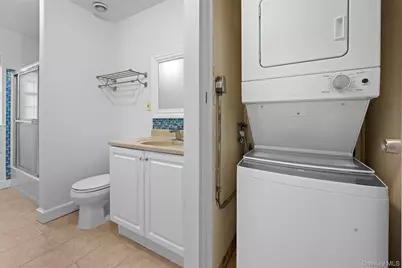 252 Village Drive #252, Hauppauge, NY 11788 - Photo 5