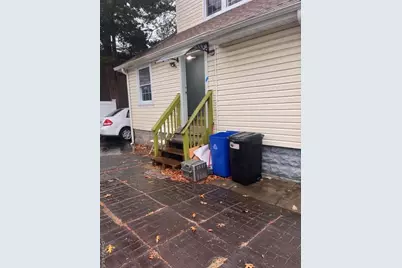 49 Manor Road, Valley Stream, NY 11580 - Photo 15