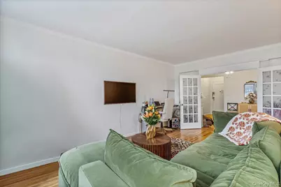 65-74 Saunders Street #6J, Rego Park, NY 11374 - Photo 5