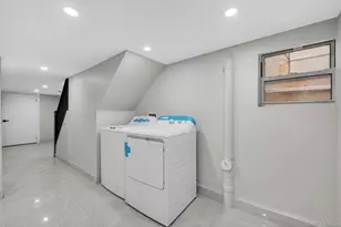 4058 Murdock Ave, Bronx, NY 10466 - Photo 11