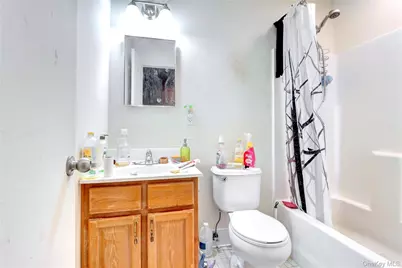 639 Vandalia Avenue, Brooklyn, NY 11239 - Photo 9