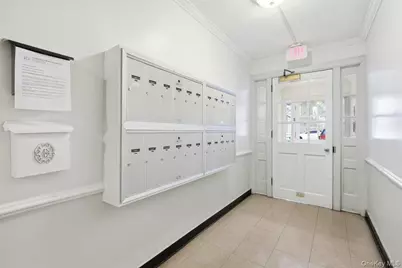 781 Palmer Road #2D, Bronxville, NY 10708 - Photo 15