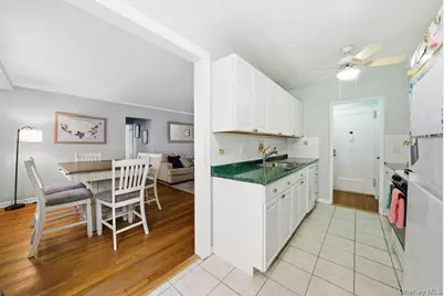 781 Palmer Road #2D, Bronxville, NY 10708 - Photo 5