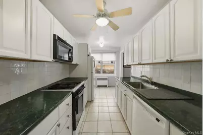 781 Palmer Road #2D, Bronxville, NY 10708 - Photo 7