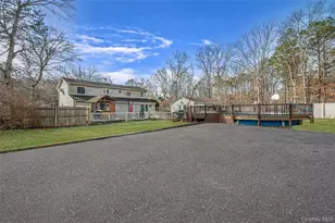 43 Madeline Rd, Ridge, NY 11961 - Photo 39