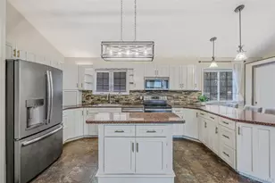 43 Madeline Rd, Ridge, NY 11961 - Photo 3