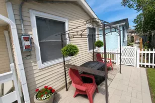 21 Village Cir E, Manorville, NY 11949 - Photo 9