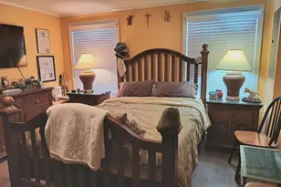 21 Village Cir E, Manorville, NY 11949 - Photo 7