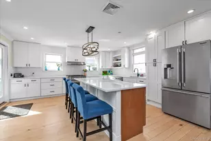 3894 Sands Ln, Seaford, NY 11783 - Photo 9