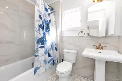 3894 Sands Lane, Seaford, NY 11783 - Photo 17