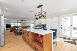 3894 Sands Ln, Seaford, NY 11783 - Photo 9