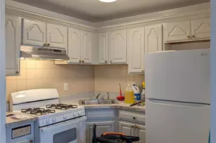 528 Beach 32nd St, Far Rockaway, NY 11691 - Photo 15