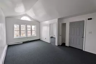 528 Beach 32nd St, Far Rockaway, NY 11691 - Photo 5