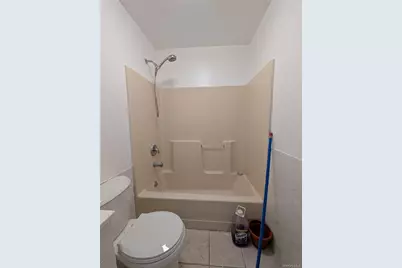 528 Beach 32nd Street #3, Far Rockaway, NY 11691 - Photo 9