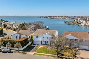 3146 Lee Pl, Bellmore, NY 11710 - Photo 39