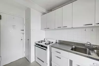 1 Fordham Hill Oval #12C, Bronx, NY 10468 - Photo 9