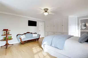 32 Barnard Pl, Manhasset, NY 11030 - Photo 29