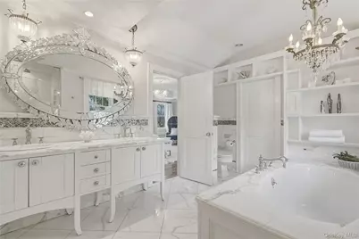 157 Rockland Avenue, Mamaroneck, NY 10543 - Photo 15