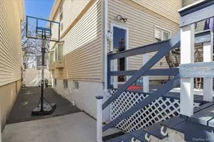 1644 Lurting Ave, Bronx, NY 10461 - Photo 27