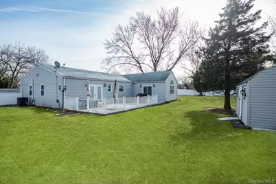 1 Park Court, Smithtown, NY 11787 - Photo 19