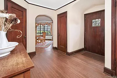 216 Hartsdale Avenue, White Plains, NY 10606 - Photo 3