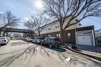 90-19 Liberty Avenue, Ozone Park, NY 11417 - Photo 9