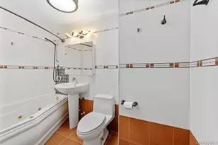 40 Brighton 1st Rd, Brooklyn, NY 11235 - Photo 9