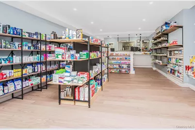 1406 White Plains Road, Bronx, NY 10462 - Photo 21