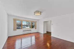 64-04 Utopia Pkwy, Fresh Meadows, NY 11365 - Photo 17