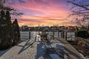 2988 Lee Pl, Bellmore, NY 11710 - Photo 25