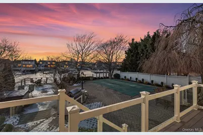 2988 Lee Place, Bellmore, NY 11710 - Photo 11