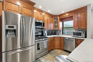 155-24 81st St, Howard Beach, NY 11414 - Photo 5