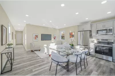 96 Toomey Road, West Islip, NY 11795 - Photo 7