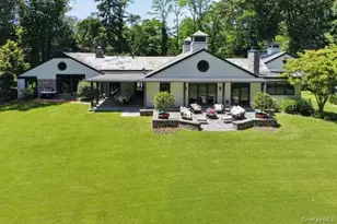 343 Chicken Valley Rd, Upper Brookville, NY 11545 - Photo 49