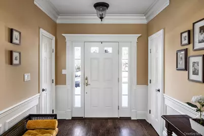 24 Loines Avenue, Merrick, NY 11566 - Photo 5