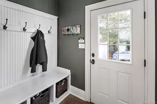 24 Loines Ave, Merrick, NY 11566 - Photo 19