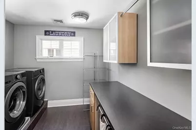 24 Loines Avenue, Merrick, NY 11566 - Photo 35