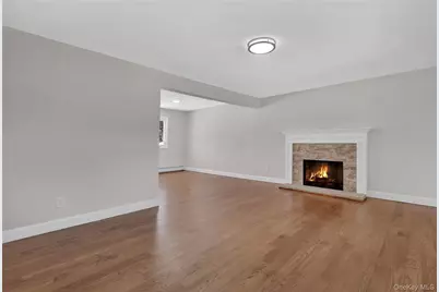 519 Advent Street, Westbury, NY 11590 - Photo 7