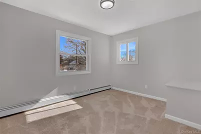 519 Advent Street, Westbury, NY 11590 - Photo 21