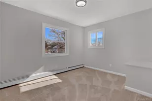 519 Advent St, Westbury, NY 11590 - Photo 21