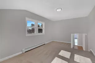 519 Advent St, Westbury, NY 11590 - Photo 17