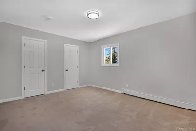 519 Advent Street, Westbury, NY 11590 - Photo 25