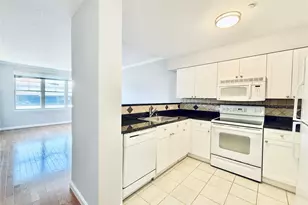 300 Mamaroneck Ave, White Plains, NY 10605 - Photo 3