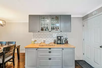 485 3rd Avenue, Bayport, NY 11705 - Photo 17