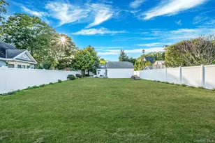 485 3rd Ave, Bayport, NY 11705 - Photo 37